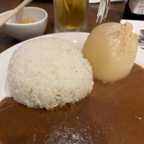 Komi’z【神田】丸ごと玉ねぎカレー