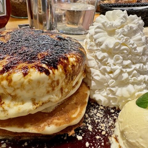 コナズ珈琲【東浦和】ふわふわパンケーキとモチコチキン