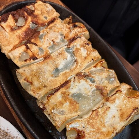 餃子の郷【神田】ハッピーアワーで軽く一杯